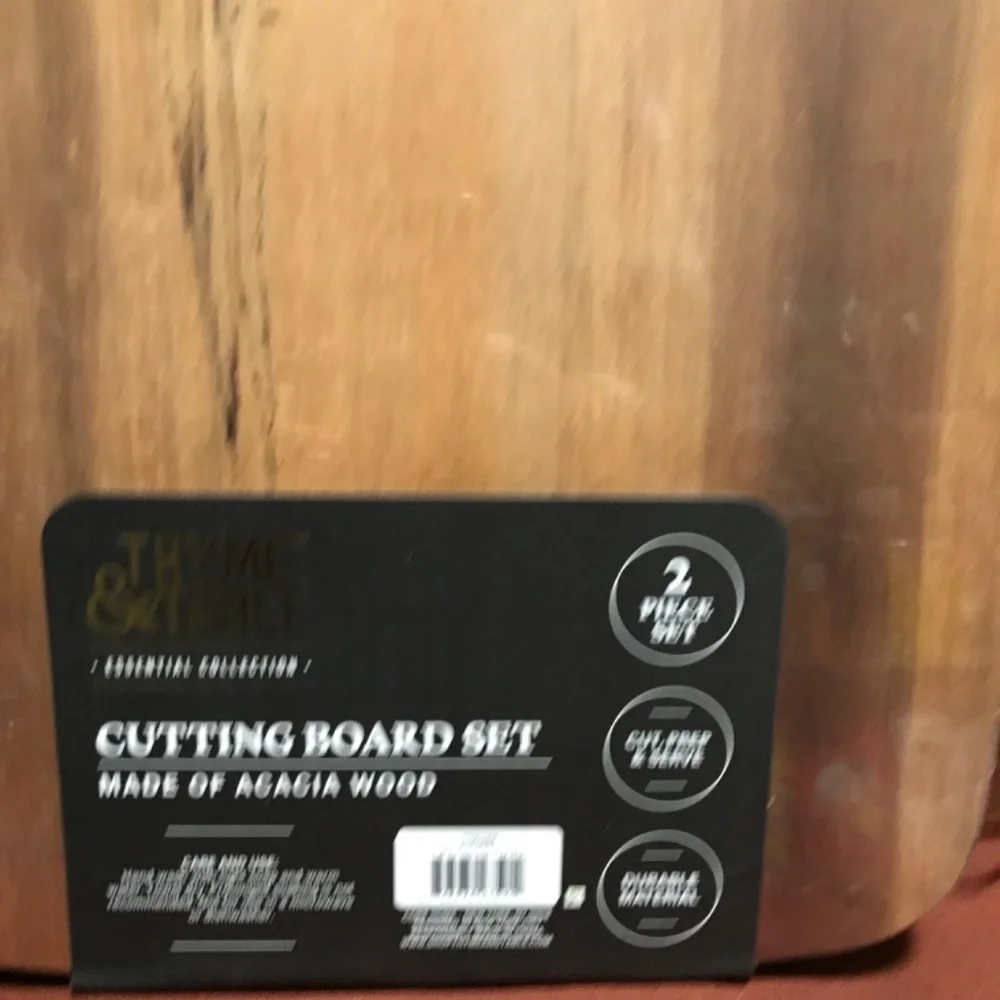 Thyme&Table Cutting Board Set New